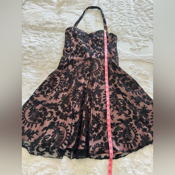 MINT BETSEY JOHNSON COLLECTION PINK & BLACK LACE COCKTAIL DRESS SZ 4, ORIG $385 - Picture 6 of 7